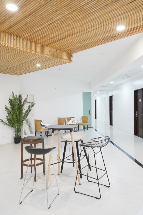 Travelbee Airport Inn Lapu-Lapu City Eksteriør bilde
