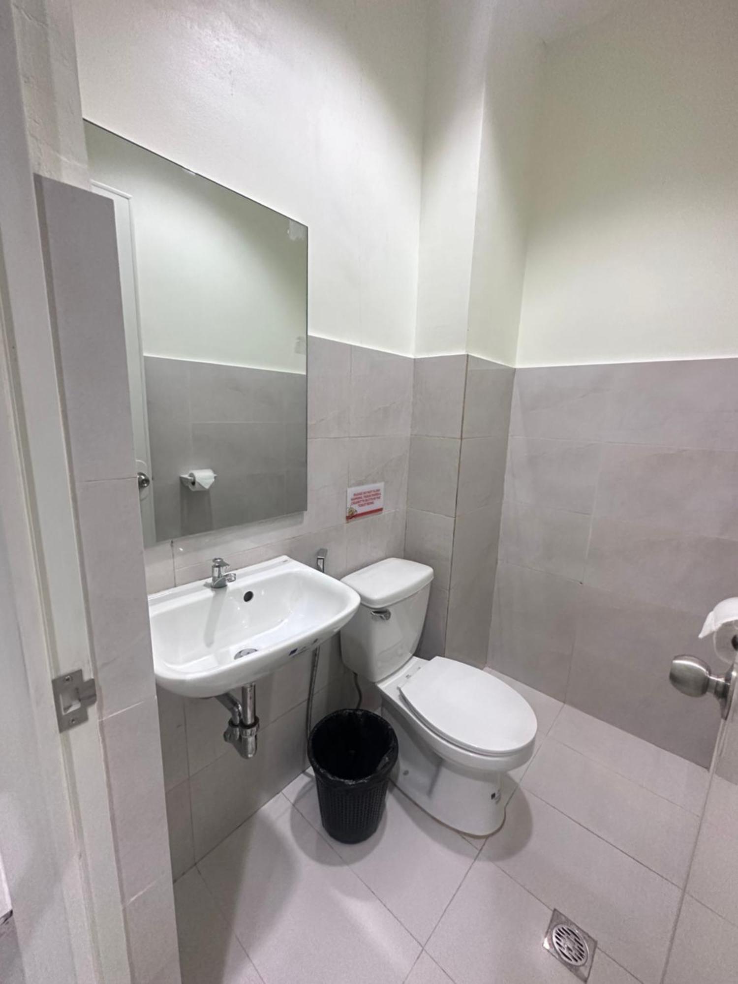 Travelbee Airport Inn Lapu-Lapu City Eksteriør bilde