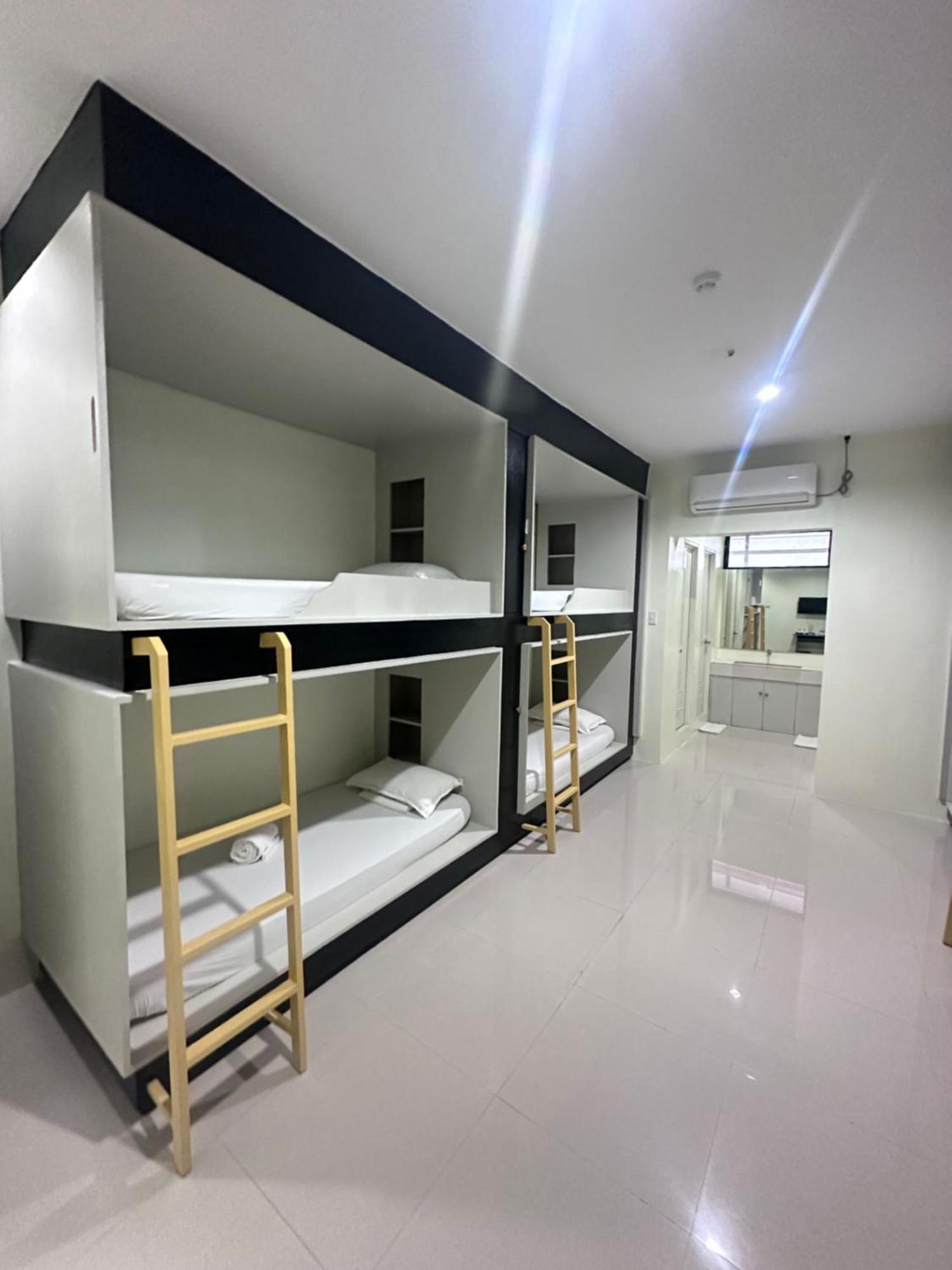 Travelbee Airport Inn Lapu-Lapu City Eksteriør bilde