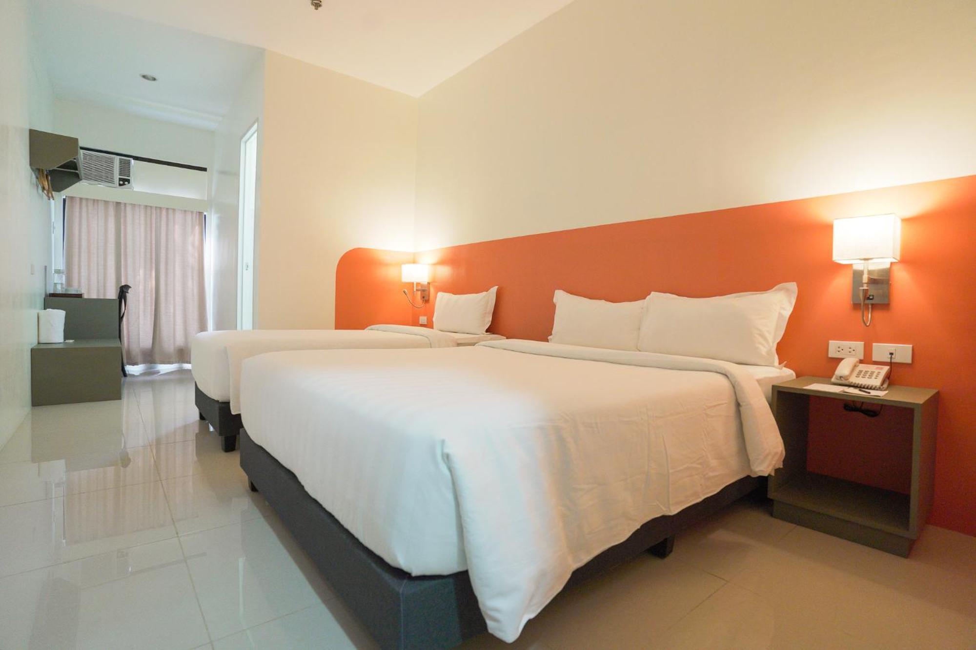 Travelbee Airport Inn Lapu-Lapu City Eksteriør bilde