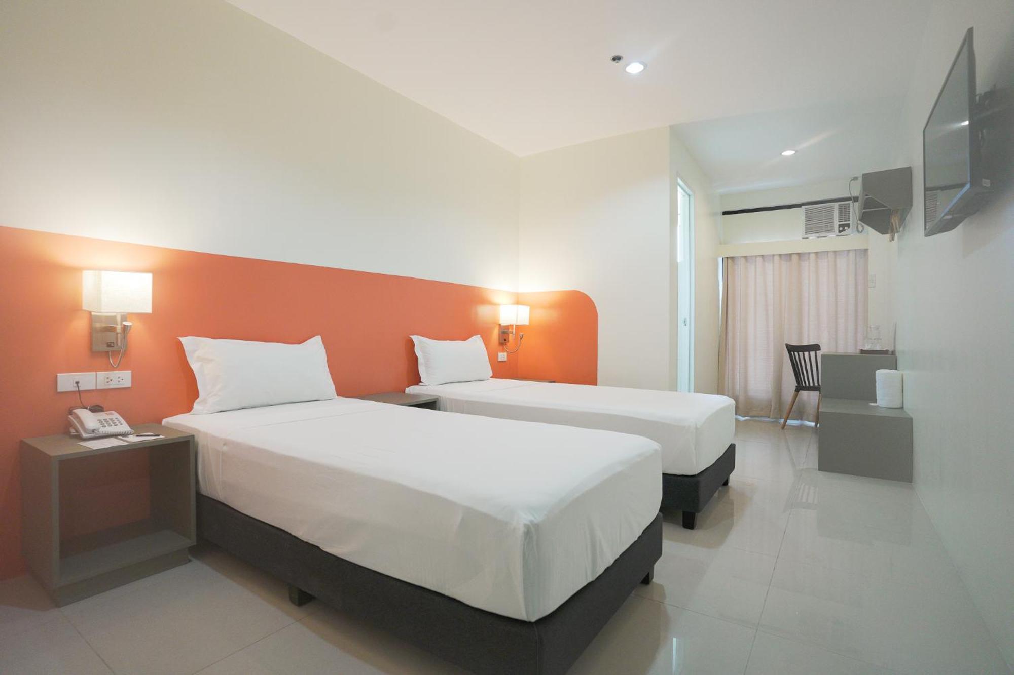 Travelbee Airport Inn Lapu-Lapu City Eksteriør bilde