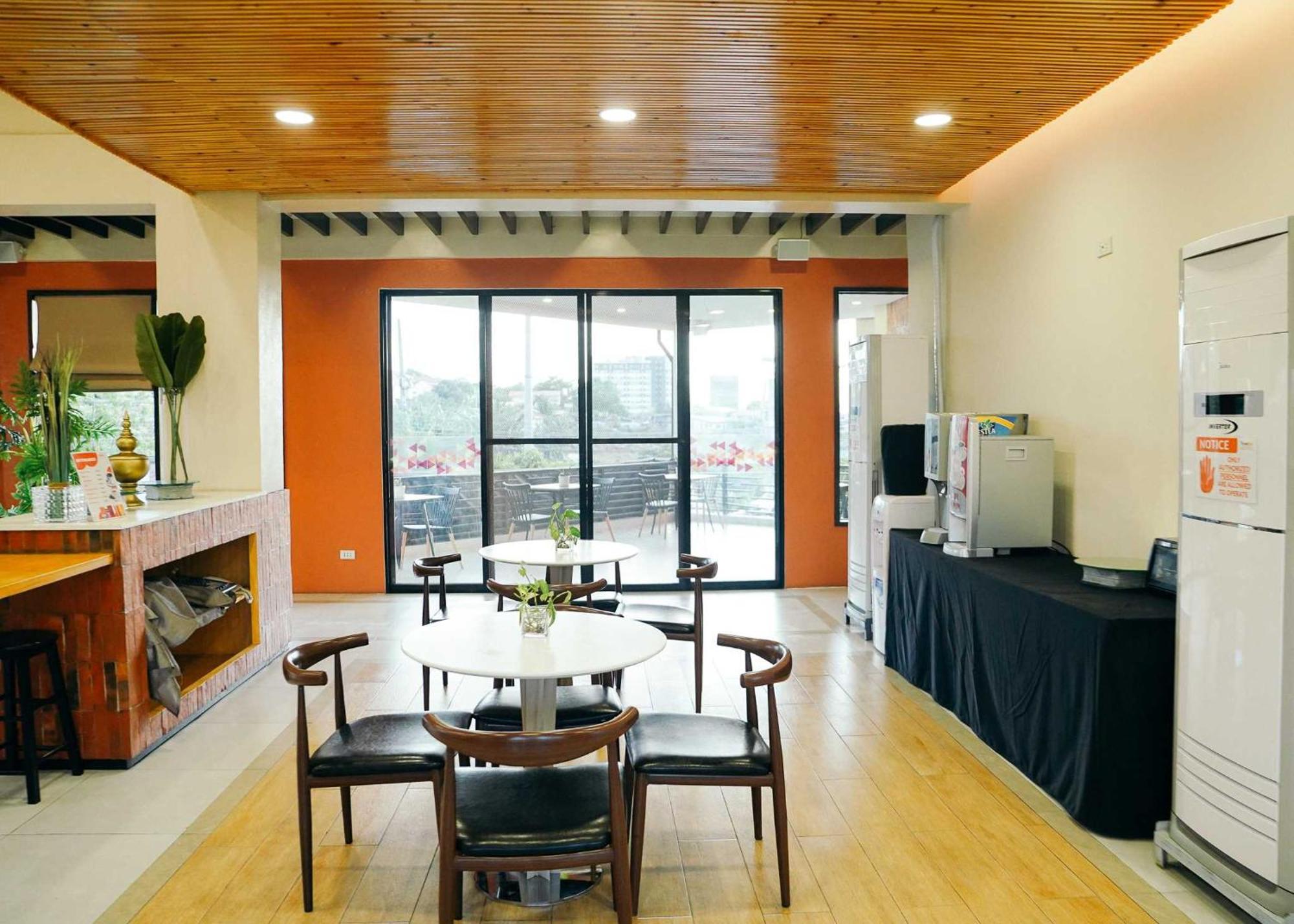 Travelbee Airport Inn Lapu-Lapu City Eksteriør bilde